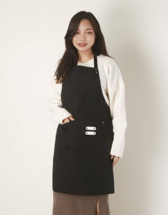 繞頸滌棉布圍裙-黑色